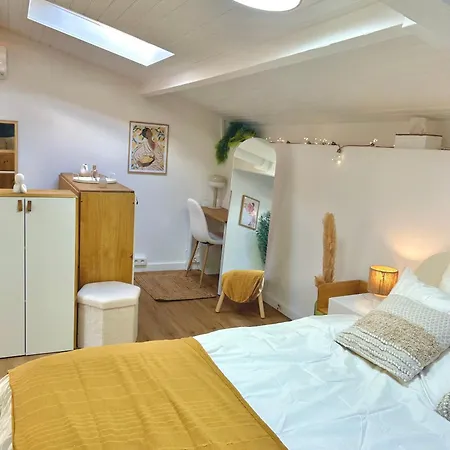 L 'ecrin - Balneo & Cineroom بيت للعطل