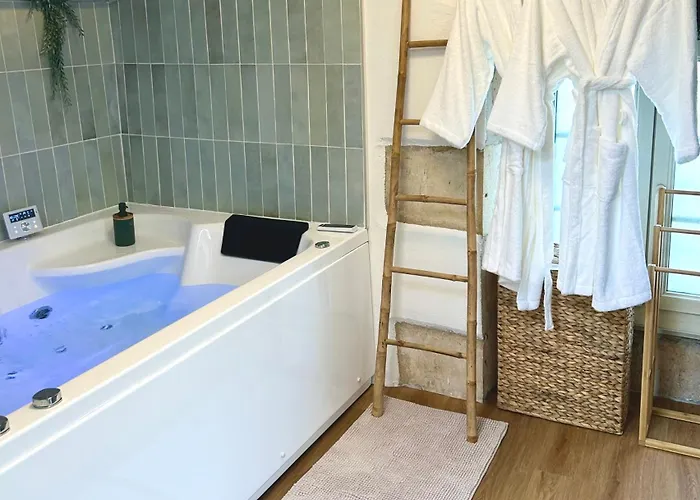 L 'ecrin - Balneo & Cineroom Holiday home Poitiers